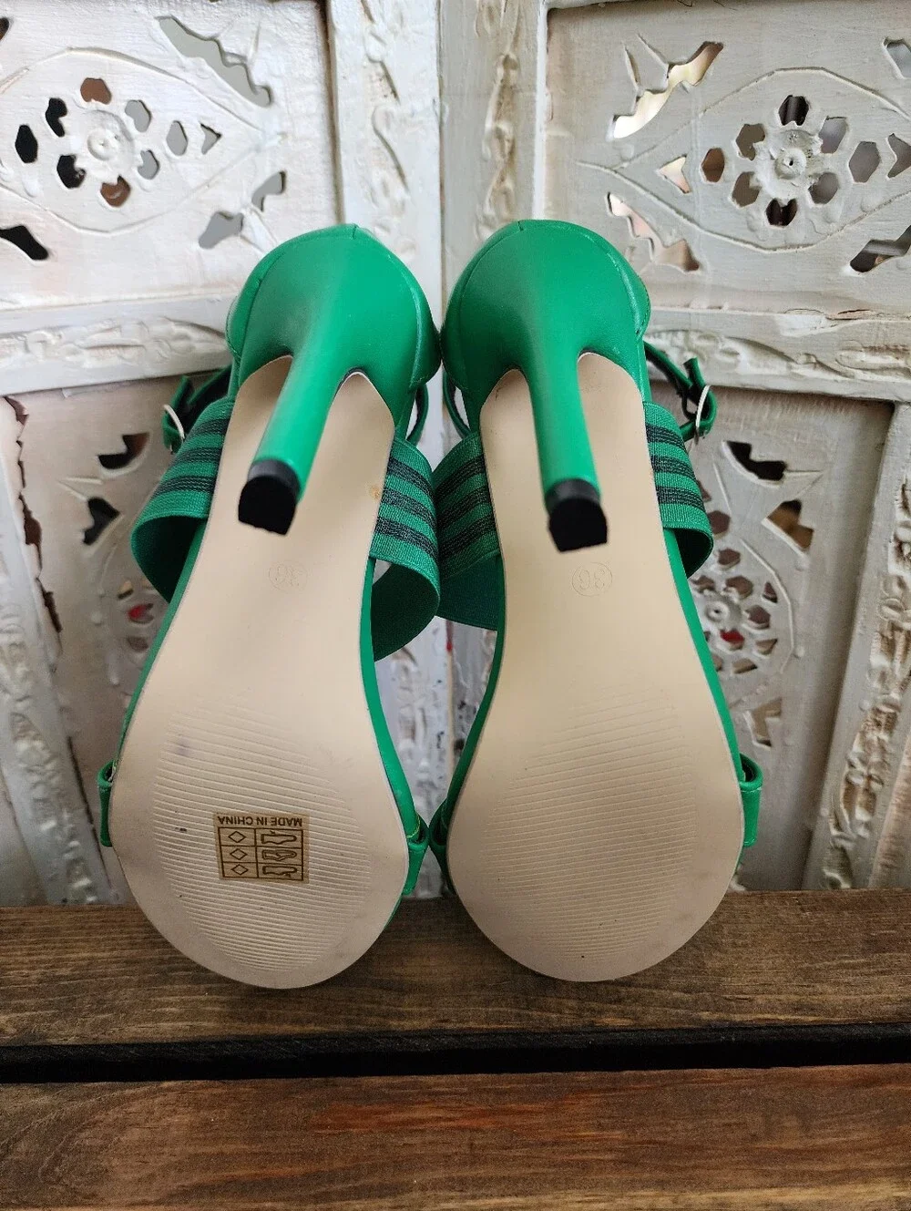 NWOT Green Ankle Strap Elastoc Band High Heels- Size 36 / 5.5-6